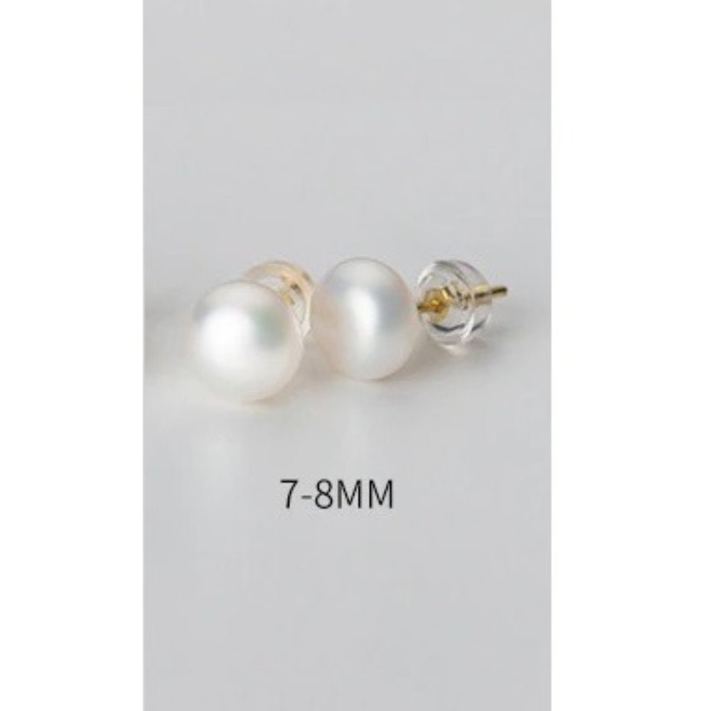 NEW S925 Sterling Silver White Pearl Stud Earrings
